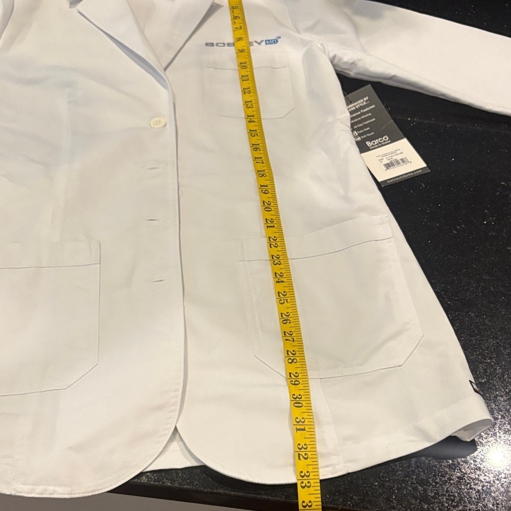 Barco Uniforms Grey’s Anatomy Professional Wear Woman’s Lab Coat NWT - Picture 8 of 9